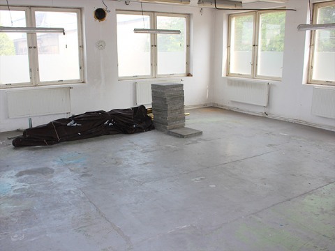 Pron�jem komer. prostor